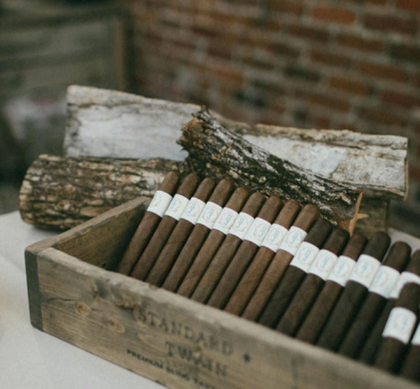 Custom Cigar Package